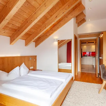 Alpinsonnenresidenz Aparthotel 4*