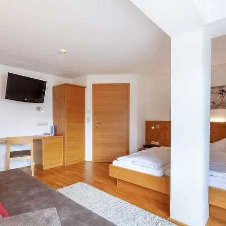 Alpinsonnenresidenz 4* Fiss