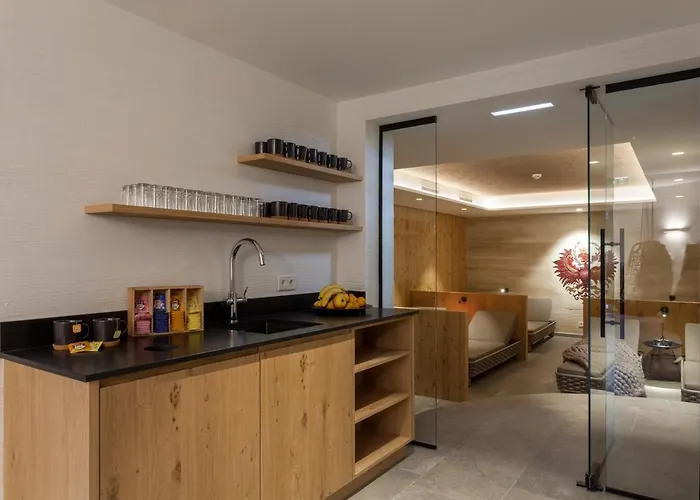 Alpinsonnenresidenz شقة فندقية 4*