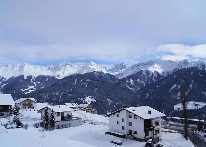 Alpinsonnenresidenz 4* فس