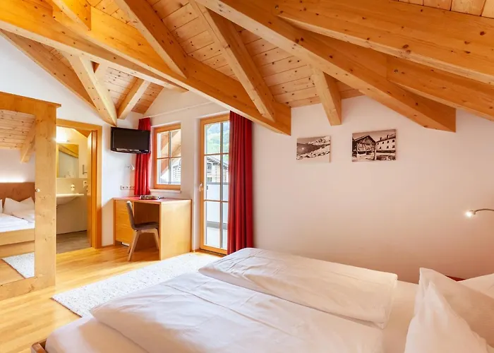 Alpinsonnenresidenz 4* فس