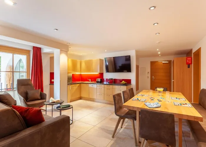 Alpinsonnenresidenz 4* فس