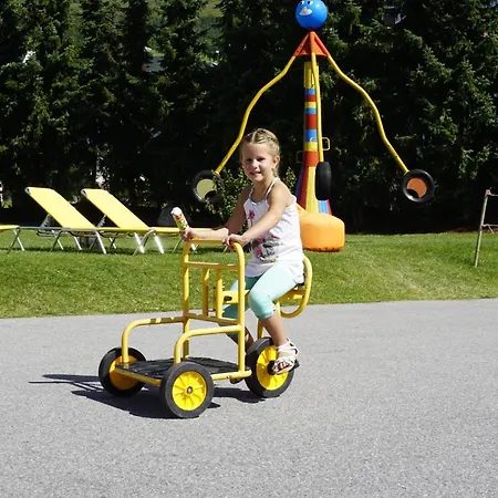 Alpinsonnenresidenz Lägenhetshotell Fiss