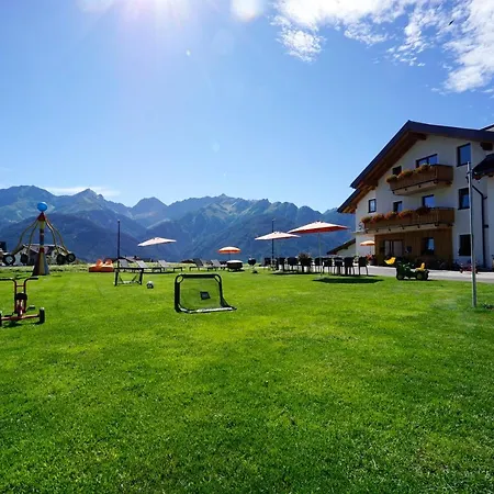 Alpinsonnenresidenz 4* Fiss