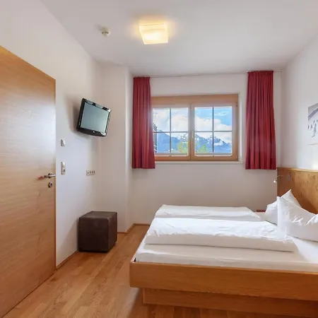 Aparthotel Alpinsonnenresidenz Fiss