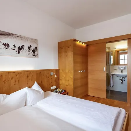 Alpinsonnenresidenz Aparthotel 4*