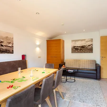 Aparthotel Alpinsonnenresidenz Fiss