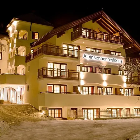 Alpinsonnenresidenz Aparthotel Fiss